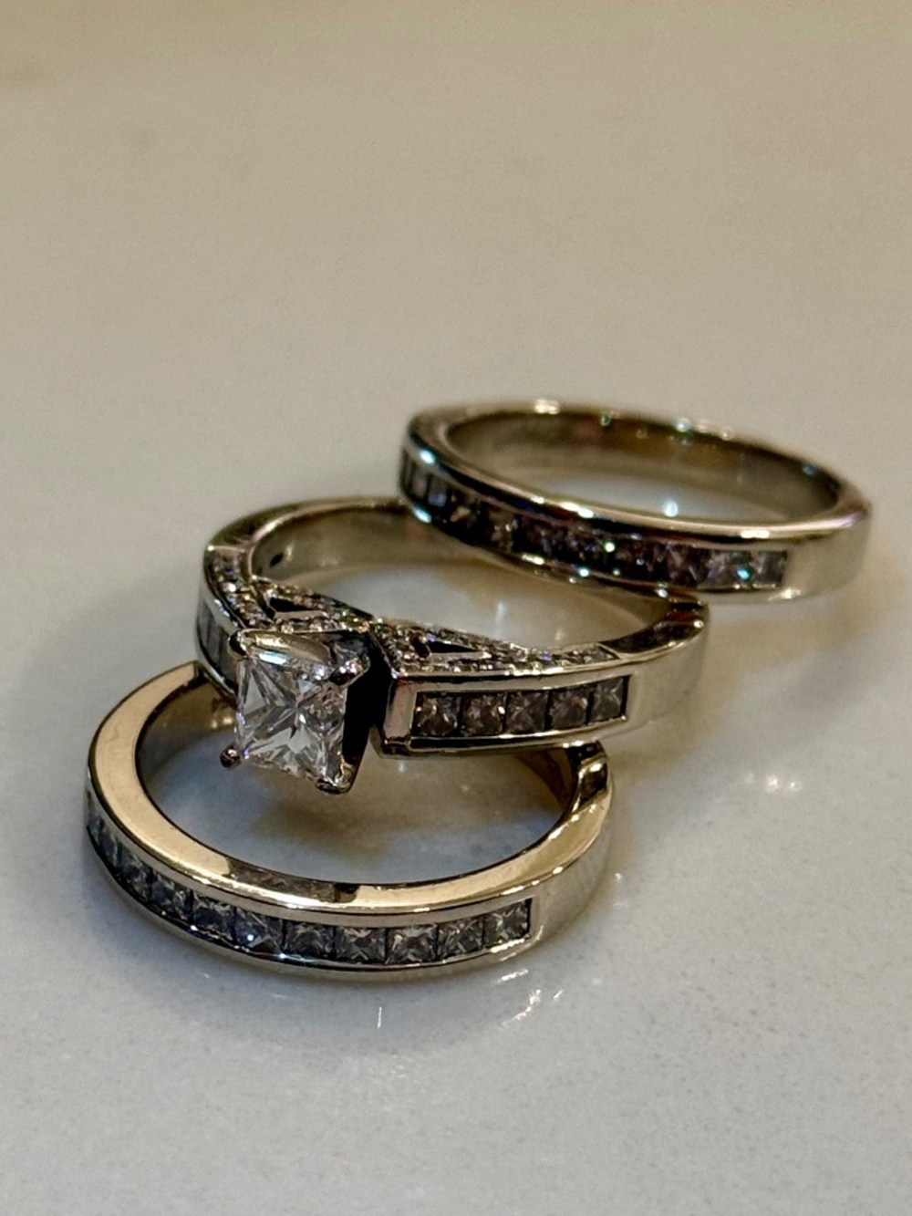 💍 Certified White Gold Bridal Set – Engagement Ring + 2 Bands 💍